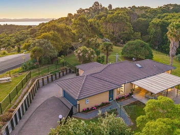 150 Oyster Point Road, Warkworth