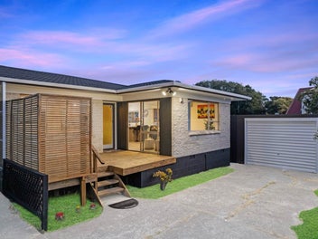 30 Blacklock Avenue, Henderson, Auckland