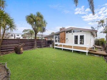 1/67 Cardiff Road, Pakuranga, Auckland