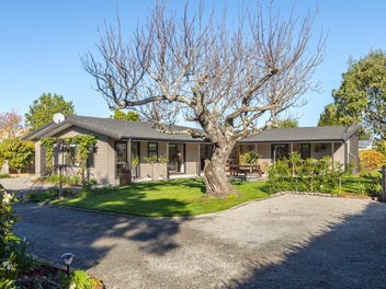 32A Mcmaster Street, Greytown