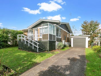 4/125 Great South Road, Greenlane, Auckland