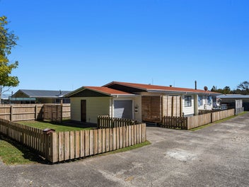 1/126 Valley Road, Whakatane