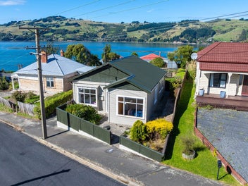 3 Athol Place, Ravensbourne, Dunedin