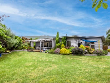8 Nursery Lane, Taupo