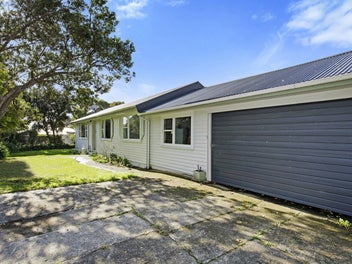 5A Whitehouse Road, Titahi Bay, Porirua