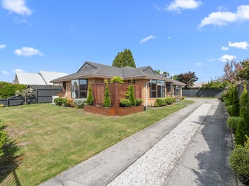 7 Ben Nevis Drive, Broomfield, Christchurch