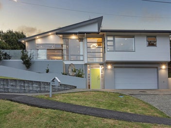 48 Hebron Road, Waiake, Auckland