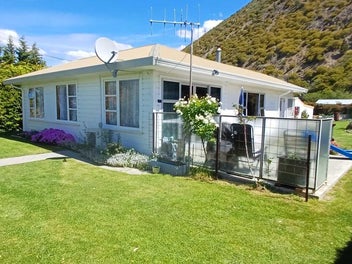 69 Gordon Street, Kurow