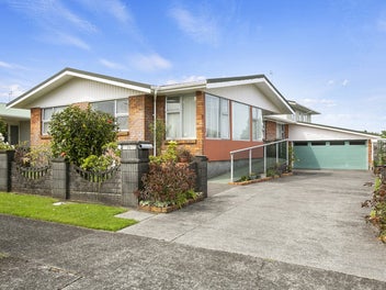 24 Nevada Drive, Merrilands, New Plymouth