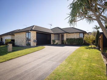 723 Gloucester Road, Papamoa Beach, Papamoa