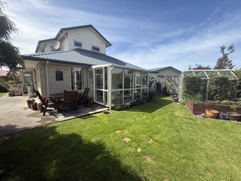 11 Crossleigh Crescent, Balclutha