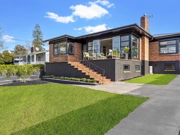 8 Kohanga Road, Mangere Bridge, Auckland