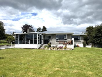 5 Keatoa Terrace, Owaka, Owaka