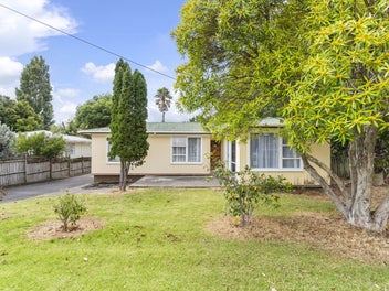 35 Bell Road, Beachlands, Auckland