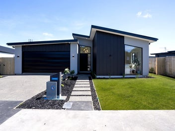11 Meadow Stream Drive, Casebrook, Christchurch