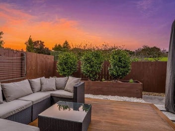 6 Jean Alma Lane, Wattle Downs, Auckland