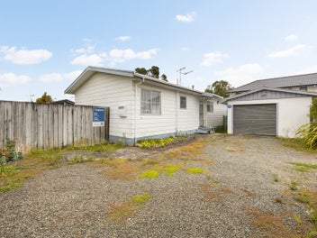 24B Odette Street, Bader, Hamilton