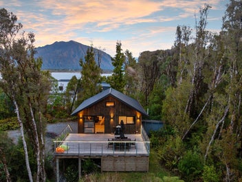 11 Brownlee Drive, Moana, Moana
