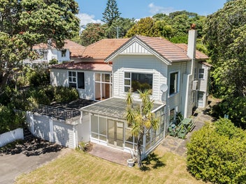 16 Hurman Street, Karori, Wellington