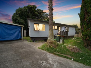 2/35 Trimdon Street, Randwick Park, Auckland