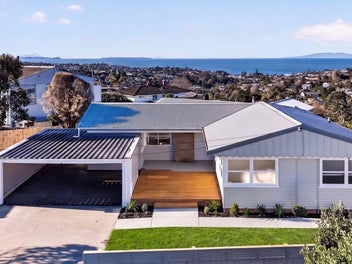 313 East Coast Road, Mairangi Bay, Auckland