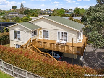 871 Whangaparaoa Road, Manly, Whangaparaoa