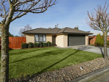 156 Main Street, Oxford, Oxford