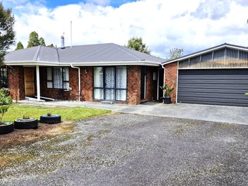 82 Fifth Street, Kumara, Kumara