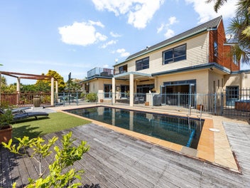 10 Grassy Downs Place, St Andrews, Hamilton