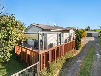 24 Hoods Landing Road, Waiuku