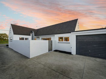 1/239 New Brighton Road, Burwood, Christchurch