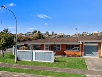 2 Tupaea Place, Otumoetai, Tauranga
