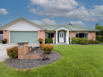 49 Cairns Crescent, Rototuna, Hamilton