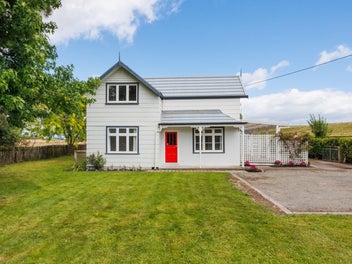 167 Stoney Creek Road, Kelvin Grove, Palmerston North