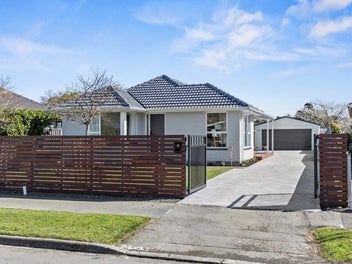 8 Pahau Place, Cracroft, Christchurch