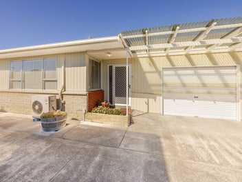 2/17 Bowling Road, Greenmeadows, Napier