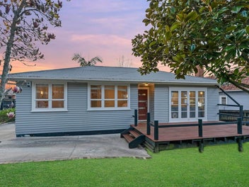 6B Humphrey Kemp Avenue, Henderson, Auckland