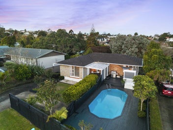 16 Finnerty Avenue, Howick, Auckland
