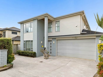 4 Sunglade Grove, Flat Bush, Auckland
