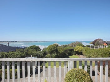 123 Walker Street, Riverton