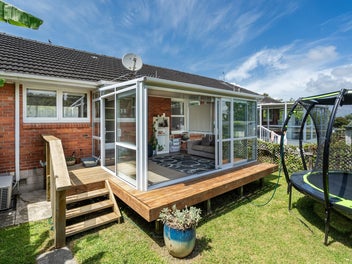 2/63 Killarney Street, Takapuna, Auckland