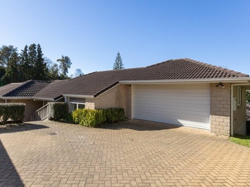 11 Darraghs Lane, Brookfield, Tauranga