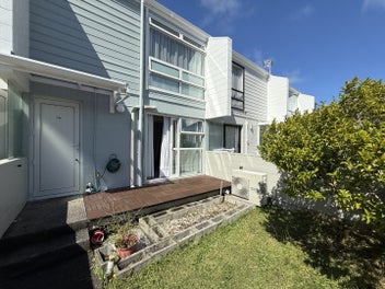14/4 Dr Taylor Terrace, Johnsonville, Wellington