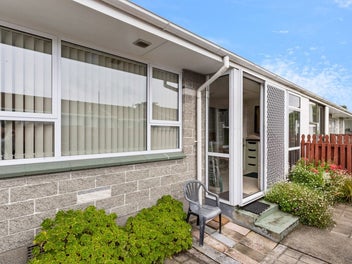 2/572 Gloucester Street, Linwood, Christchurch