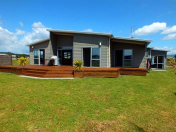 137 Karo Drive, Matarangi, Whitianga