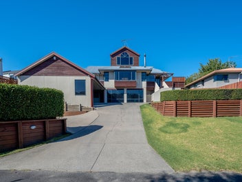 104 Kinloch Way, Bethlehem, Tauranga