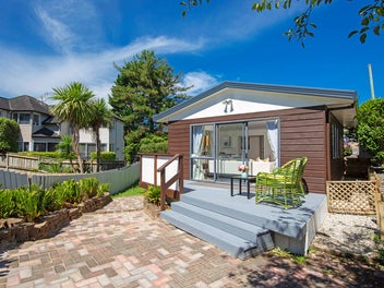 3/0 Botany Road, Howick, Auckland