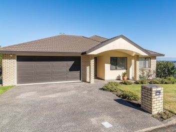 2 Matata Place, Waikanae