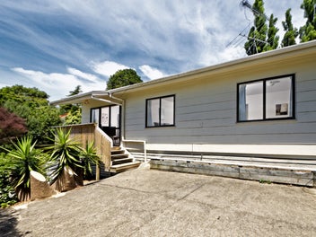 1/78 Colwill Road, Massey, Auckland