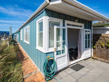 78 Lyall Parade, Lyall Bay, Wellington